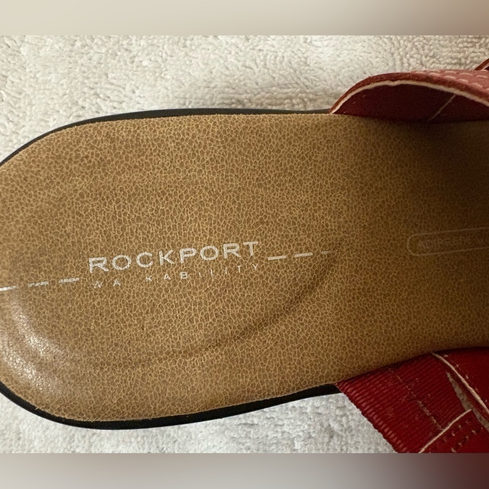 Rockport Walkability Leather Red Sandals Women’s Size 6 slip on cushioned heel - Picture 5 of 8